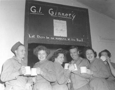 WACs and soldiers relax at Ketteringham Hall, the headquarters of the Second Air Division. (Image MC371/814, Norfolk Record Office.)